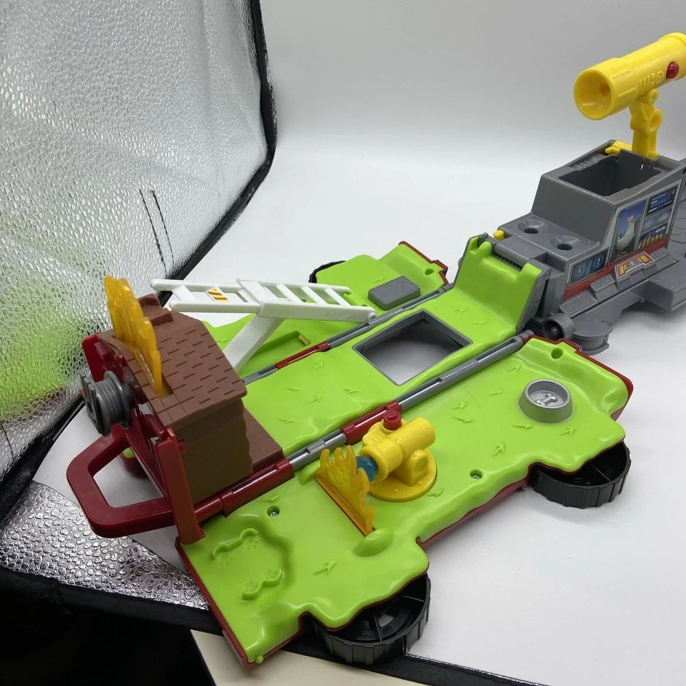 Paw Patrol Marshall Transforming Fire Truck Vehicle with Marshall Figure Red 03